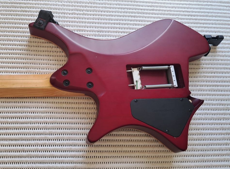 Strandberg Boden Standard NX6 Red