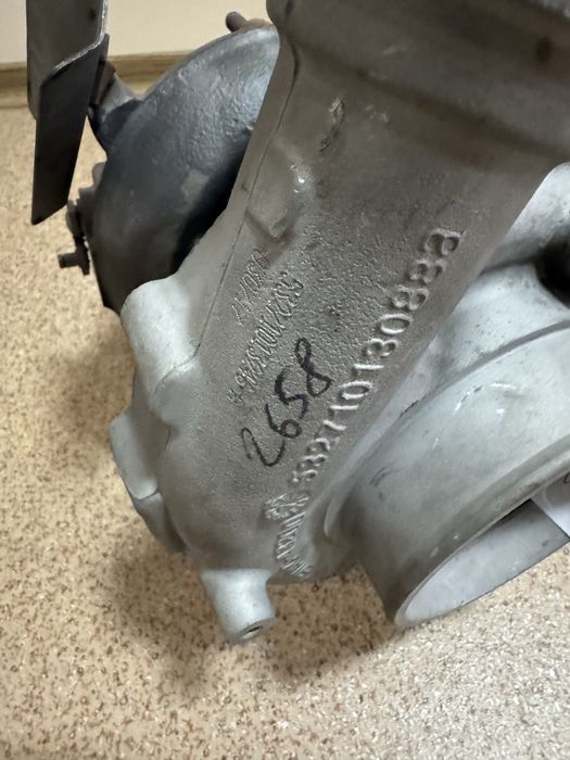 Продам турбіну двигуна Mercedes OM926 53271013088