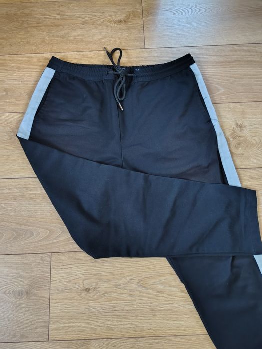 Spodnie męskie Pull & Bear rozmiar L 34