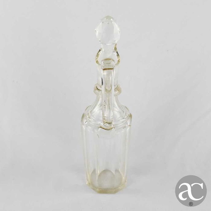 Galheta em cristal facetado, séc. XIX