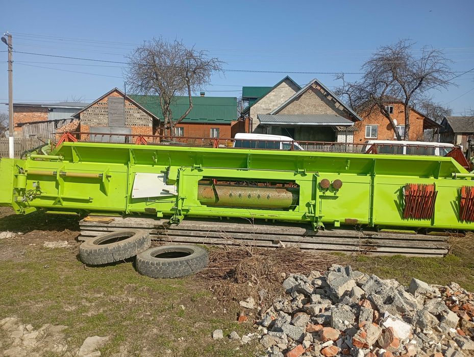 Зерновий комбайн Claas lexion 570