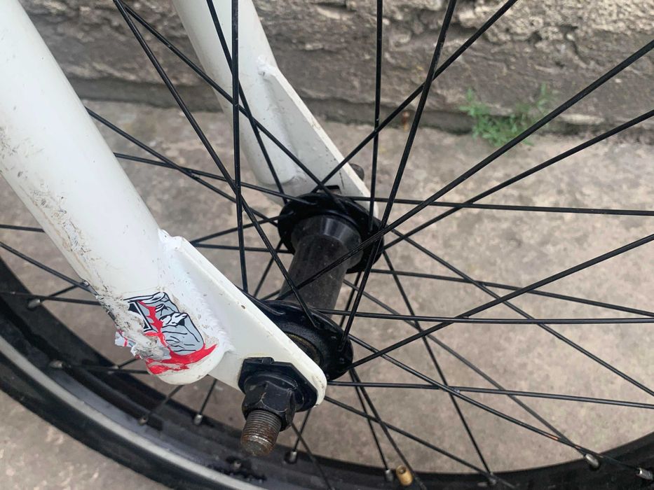 Велосипед  BMX, дешево, якість, майже новий терміновий продаж, переїзд