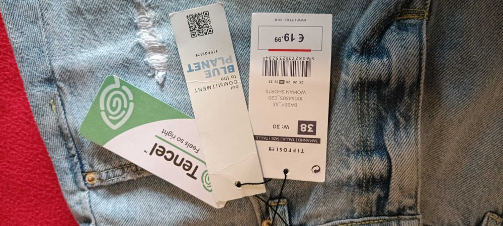 Calções ganga senhora Tiffosi novos