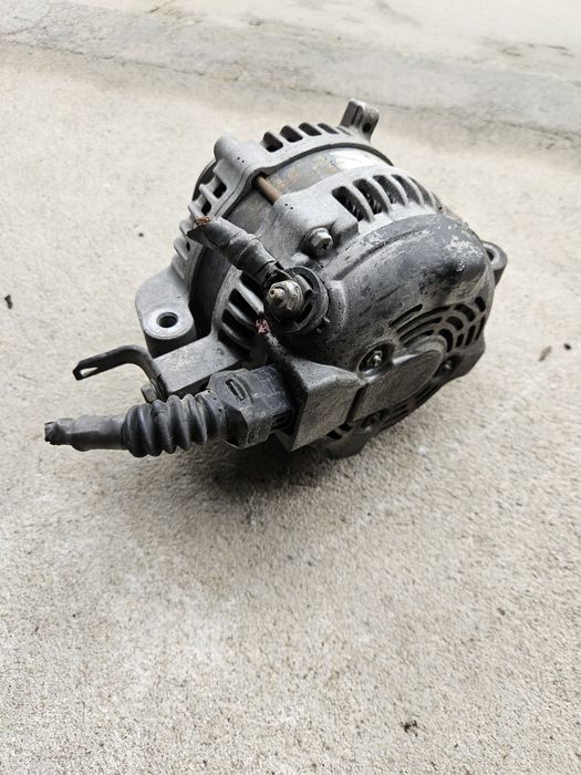 Alternator 104210-4521 Toyota Corolla Verso II  Avensis T27 2.2 D4D