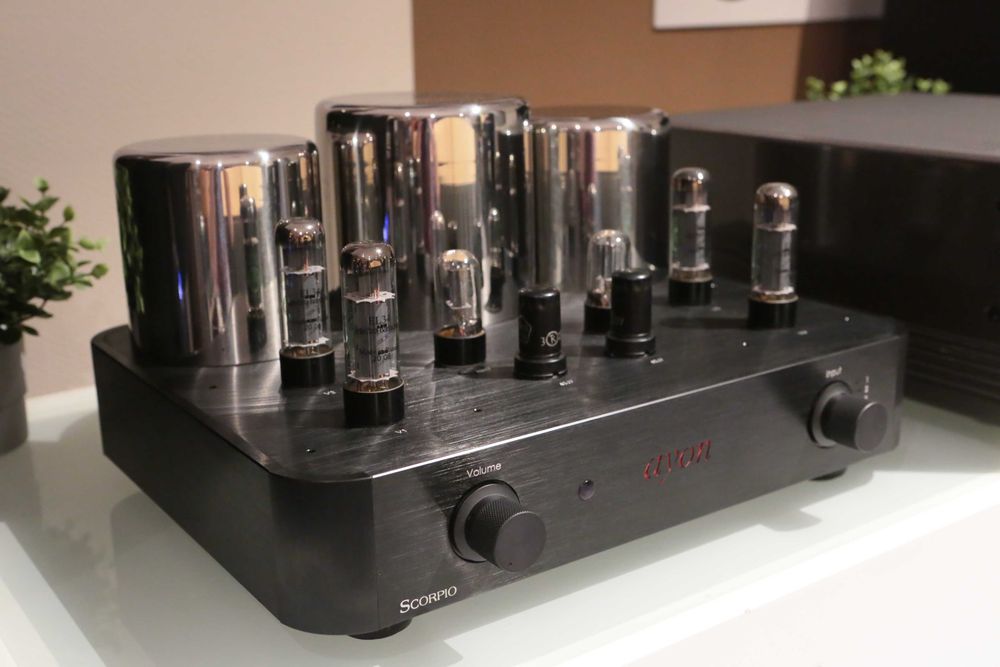 Ayon Scorpio MK II na lampach EL34