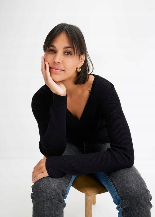 B.P.C sweter czarny z efektem założenia kopertowego ^40/42