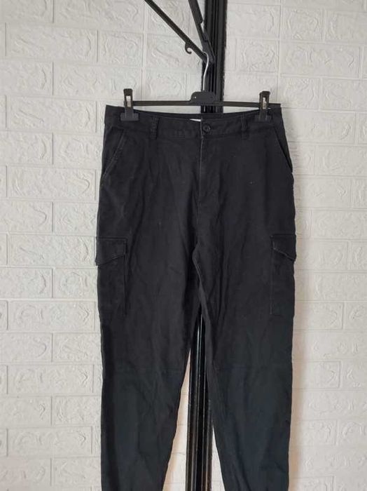 Spodnie bawełniane bojówki rozmiar xl joggery cena 28 zł