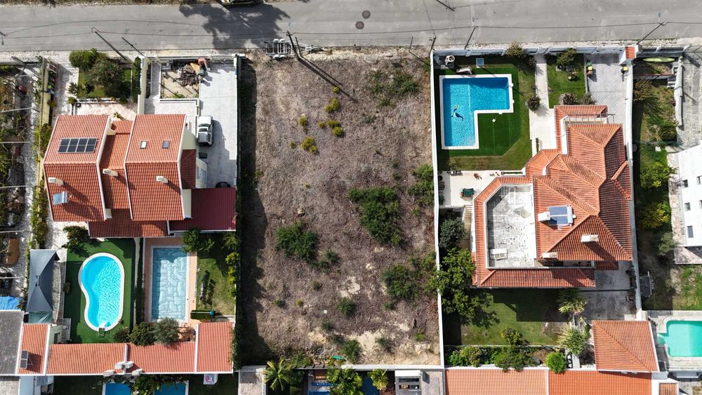 terreno com 1.000m2 na Marisol, pronto a construir