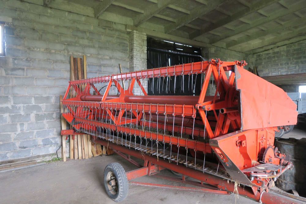 Kombajn BIZON z-056, jak Rekord