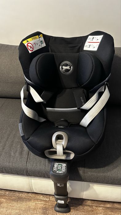 Fotelik Cybex Sirona SX2 i-Size z bazą obrotową
