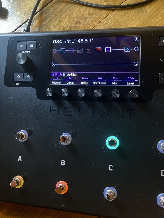 Гитарный процессор Line 6 Helix LT