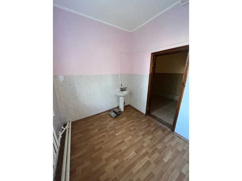 Продаж комерційного приміщення 111,5 м² з окремим входом, вул. Газопровідна, 21А