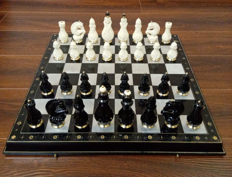 Шахмати, шахи СССР- Сибірський сувенір.