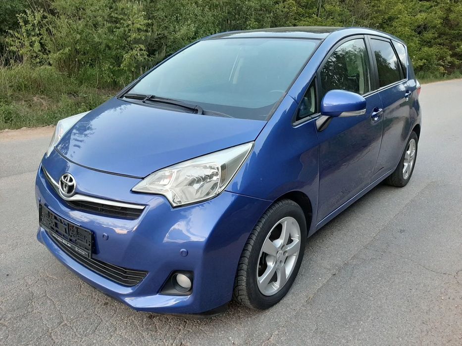 Toyota Verso S Dach Panoramiczny Kamera Parktronic Climatronic Stan BDB