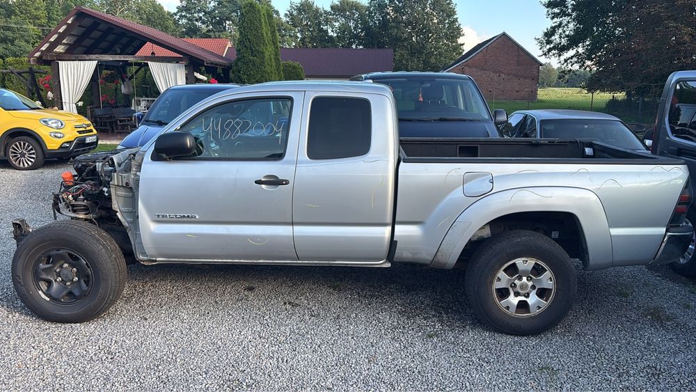 Toyota Tacoma