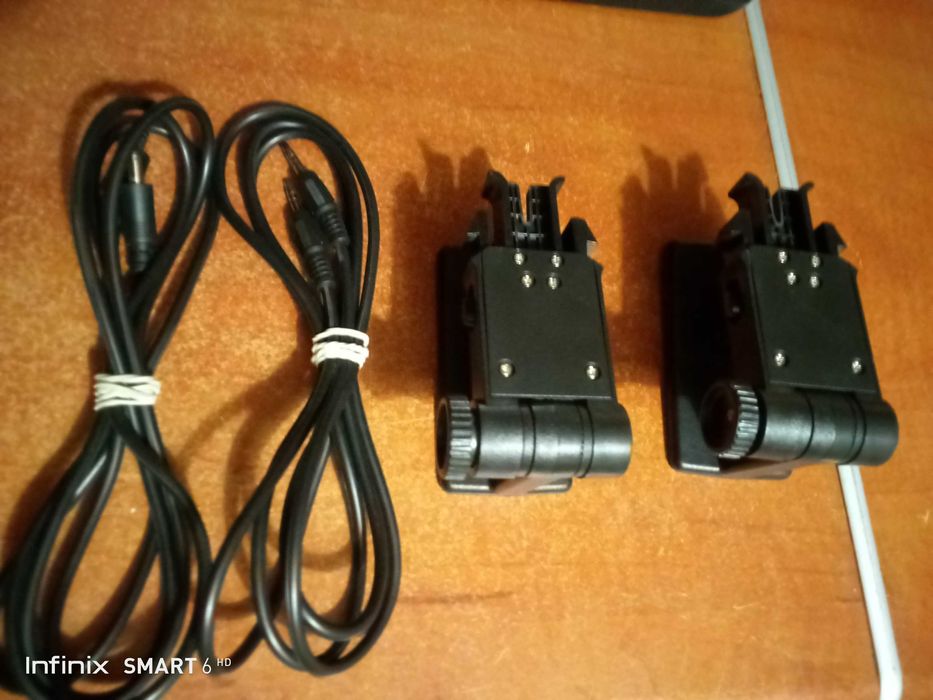 2 szt DVD samochodowych DENVER z uchwytami