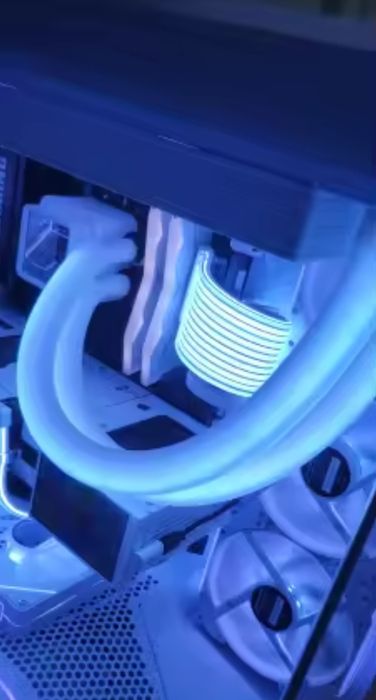 Nakładka silikonowa aRGB na węże chłodzenia wodnego AK350