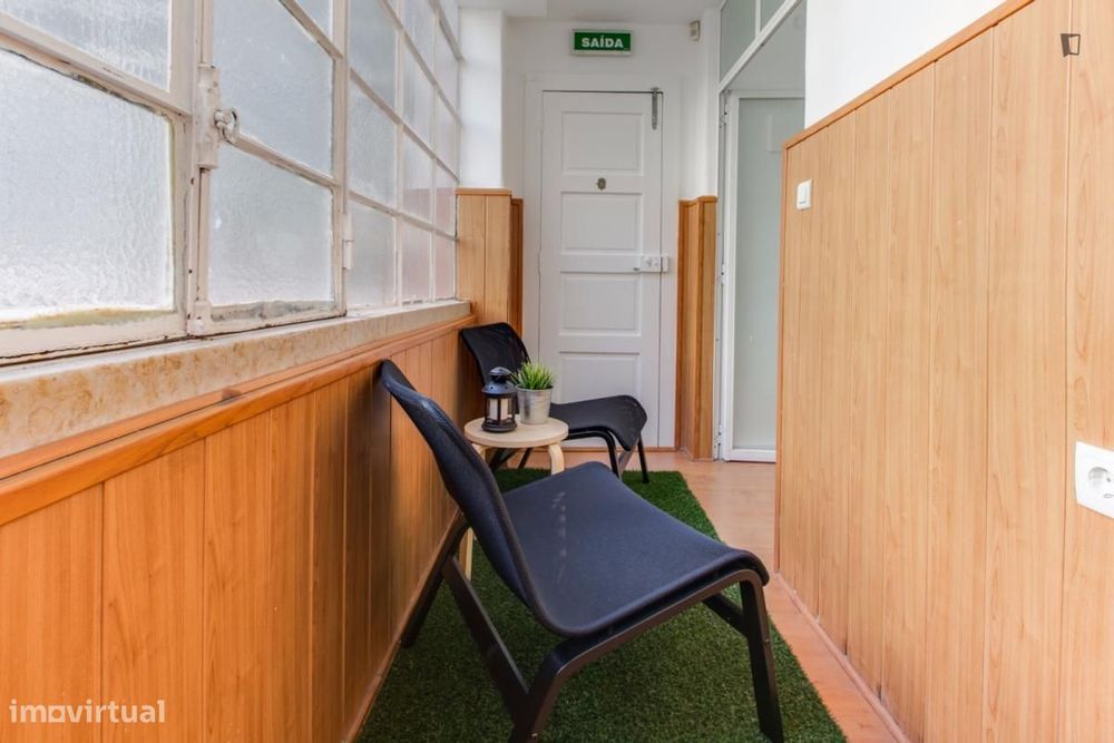 Quarto - localizado em Picoas Lisbon