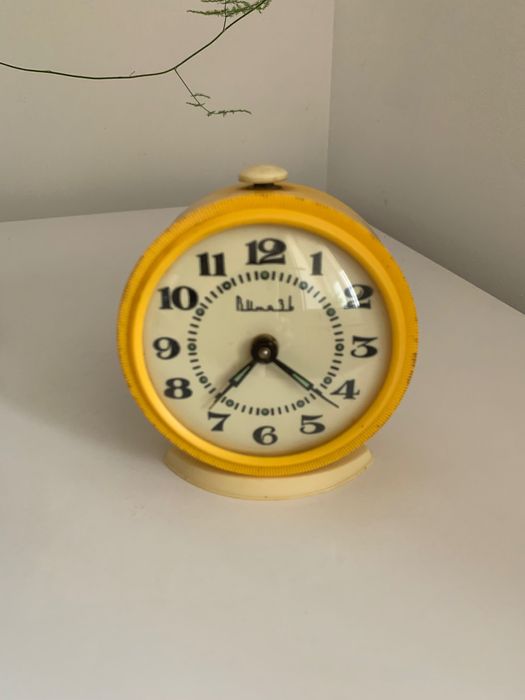 Будильник  Витязь часів СРСР, робочий стан