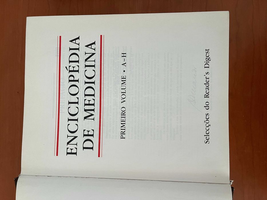 Enciclopédia de Medicina - 2 volumes