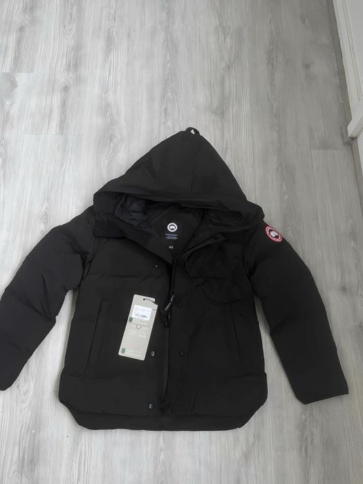 Canada goose Macmillan
