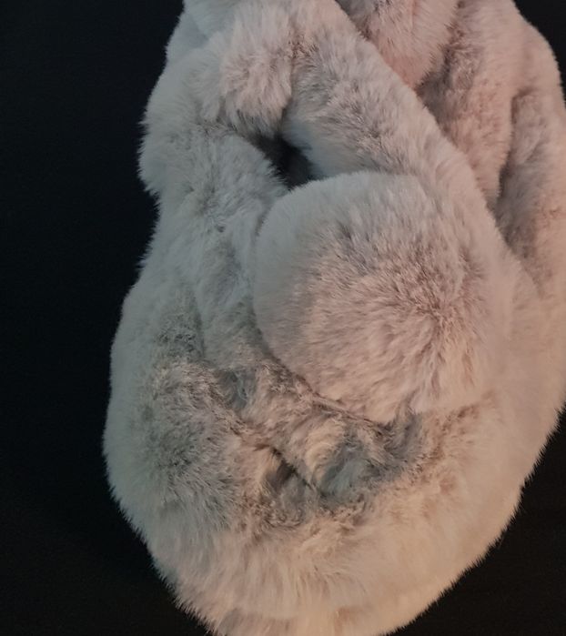 Warm and very soft collar, collar length 70 cm
