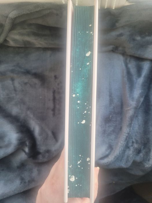 Verity (Вериті). Коллін Гувер. Суперобкладинка. Кольоровий зріз