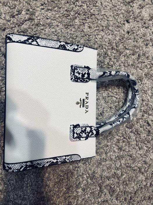 damska torba Prada