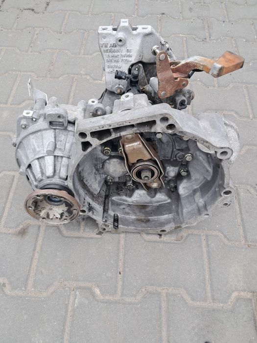 Skrzynia biegów manulana Volkswagen Golf 5 V diesel 1.9 tdi rok 2005