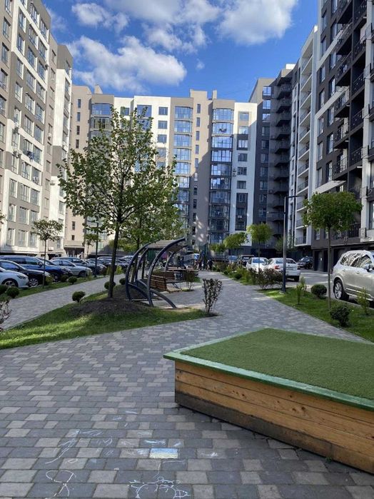 Продам 2 кімн квартиру в зданому будинку
