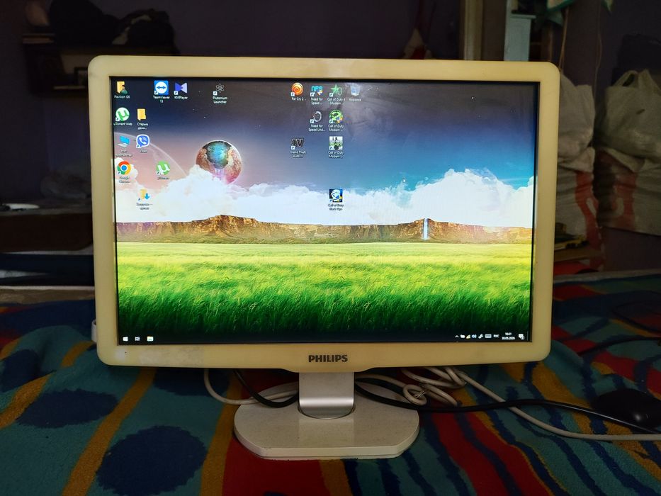 Повністю робочий монітор 22" Philips Brilliance + кабелі (VGA / Живлення)