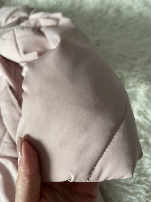 Стильна, дута зимова куртка.