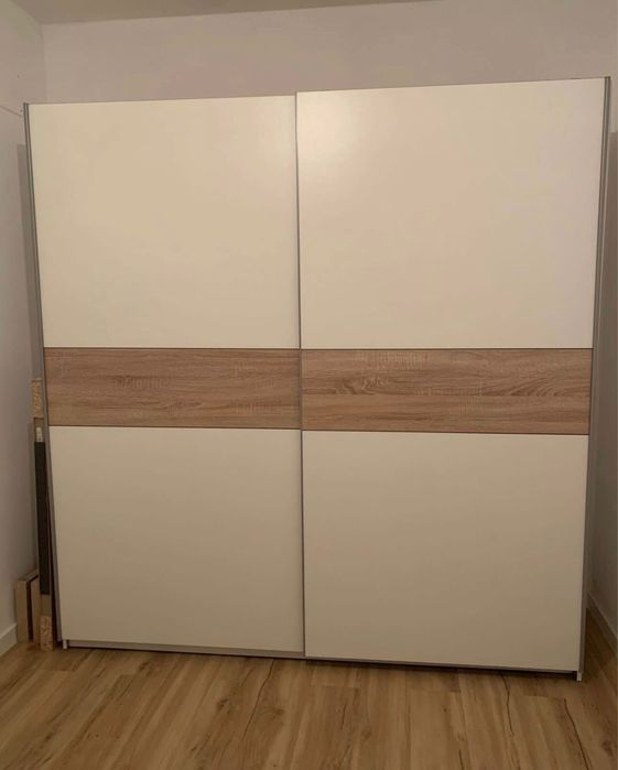 Roupeiro em bom estado- oportunidade