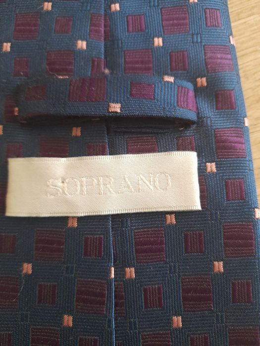 Granatowy krawat Soprano