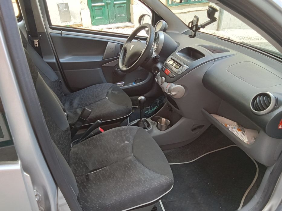 Peugeot 107 muito ECONÔMICO