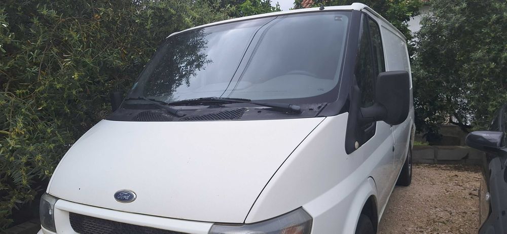 Entregas e Transportes Rápidos | Leiria • Coimbra • Pombal | Ford Transit