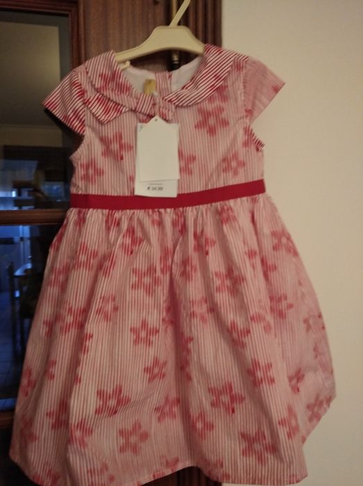 Vestido novo da Chicco tamanho 4 anos