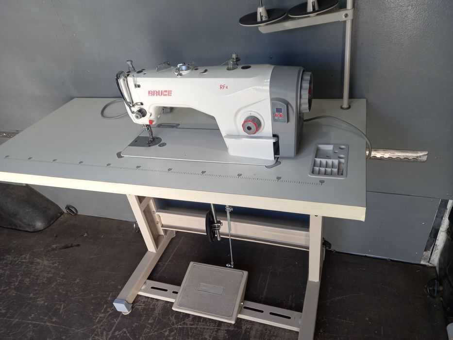 Продаеться швейна машина Bruse RF4
Машина розрахованна на
