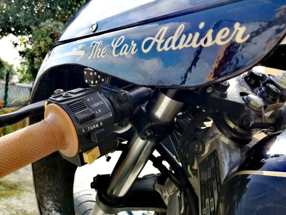 Cafe Racer GSX  - Troca