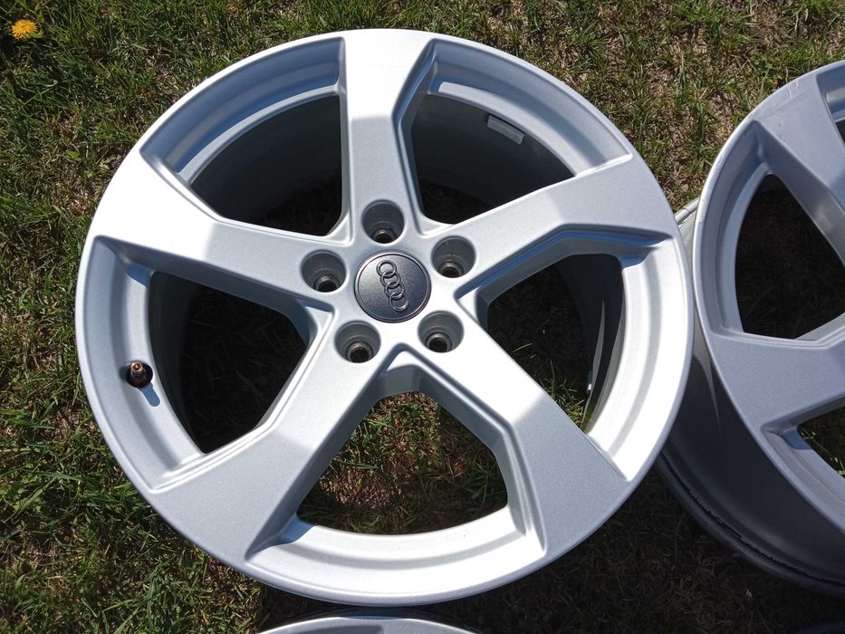 Felgi Audi 17cali 5x112 et43 7,5J A3 A4 A6 Q3 Q5