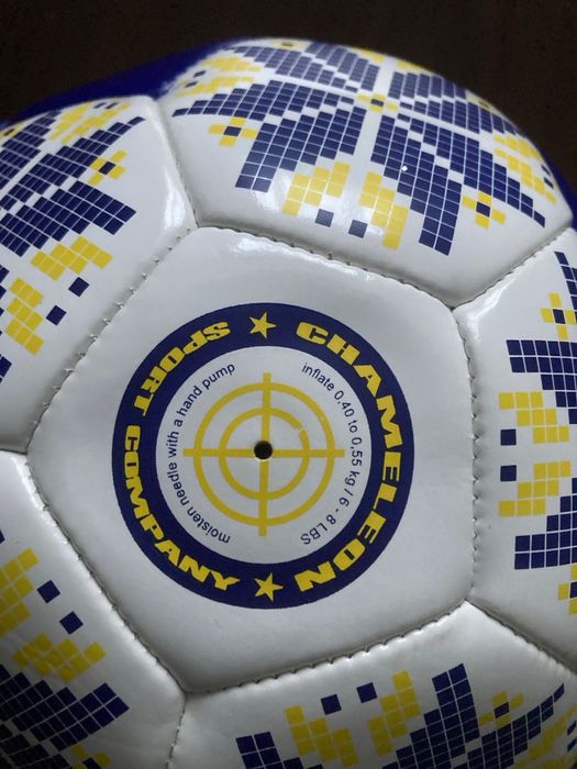 м'яч футбольний шкіряний новий