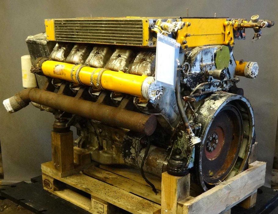 Silnik spalinowy - Deutz F10L413 - V10 chłodzony powietrzem