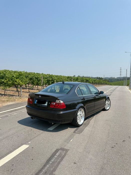 BMW 323 — fotografia 3