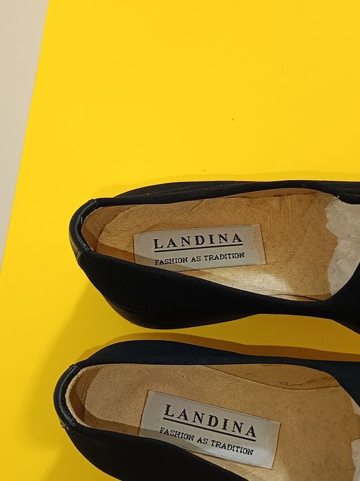 Sapatos n° 35 novos