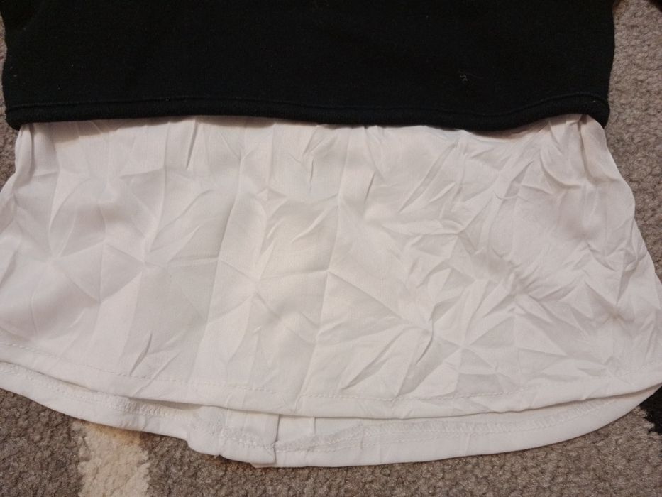 Koszula biała z bawełnianą bluzą na wierzchu