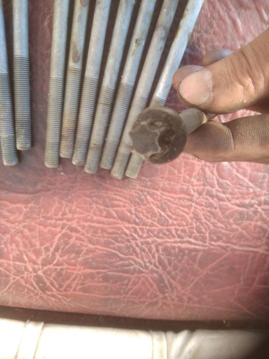 Болты головки ГБЦ