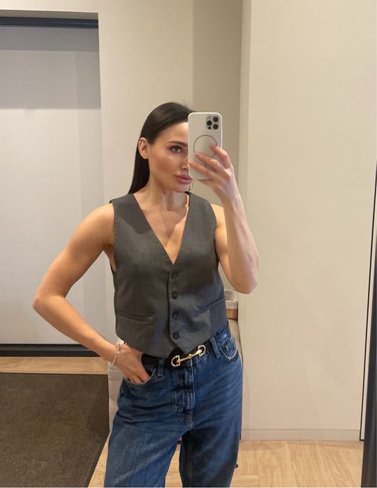 Стильна жилетка від Zara S
