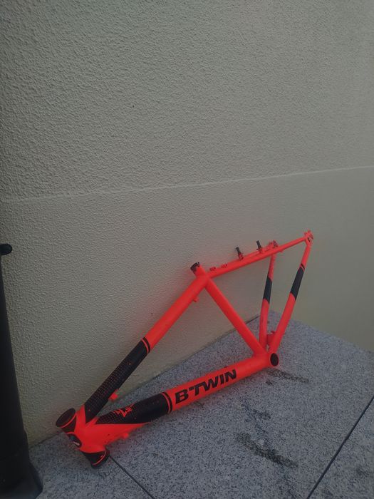 vendo quadro B-twin. rockrider 500