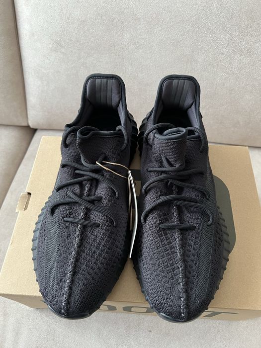 Adidas Yeezy Boost 350 V2 Onyx 44 2/3