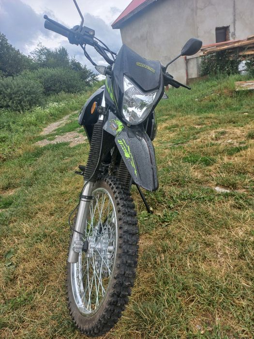 Продам мотокрос SHINERAY